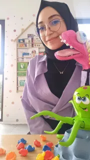 Dkt. Sevgi Türkoğlu Özçelik profilinde yer alan galeri fotoğrafı.