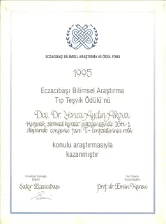 Prof. Dr. Yonca Aydın Akova profilinde yer alan galeri fotoğrafı.