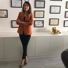 Kl. Psk. Hande Tecimer Yücel — Psikoloji, Niğde. Portre fotoğrafı.