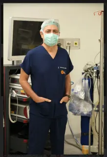 Prof. Dr. Tayfun Şahinkanat profilinde yer alan galeri fotoğrafı.