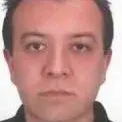 Dt. Öztan Yasun — Diş Hekimi, Ankara. Portre fotoğrafı.