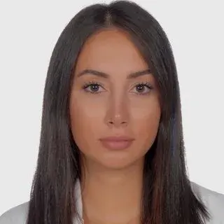 Psk. Ecem Bulundu — Psikoloji, İstanbul. Portre fotoğrafı.
