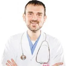 Uzm. Dr. Selim Ünal — Kardiyoloji, Denizli. Portre fotoğrafı.