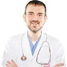 Uzm. Dr. Selim Ünal — Kardiyoloji, Denizli. Portre fotoğrafı.