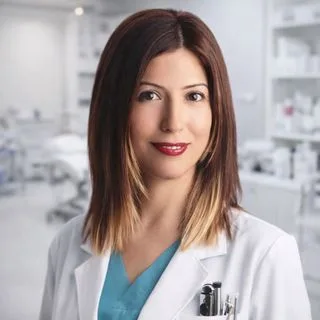 Dr. Ülkü Akgül Bilici — Şişli, İstanbul. Portre fotoğrafı.