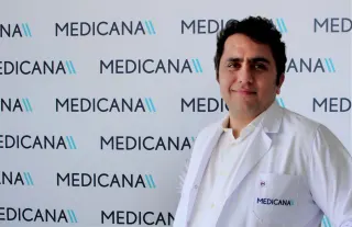Op. Dr. Armağan Can Ulusaloğlu profilinde yer alan galeri fotoğrafı.