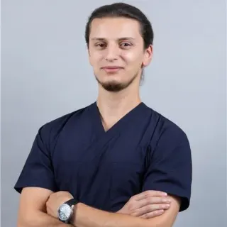 Dr. Dt. İlkin Babakişi profilinde yer alan galeri fotoğrafı.