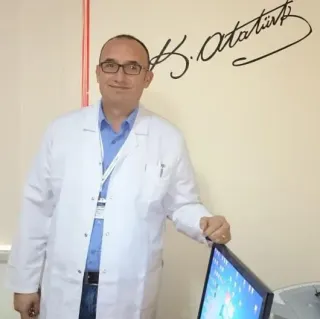 Prof. Dr. Ahmet Feridun Işık profilinde yer alan galeri fotoğrafı.