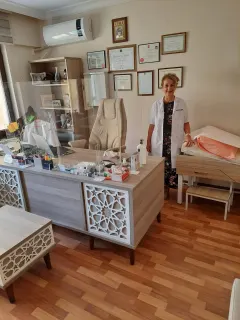 Prof. Dr. Demet Karnak profilinde yer alan galeri fotoğrafı.