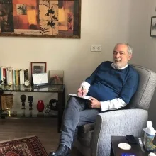 Uzm. Dr. Bülent Erdoğan — Psikiyatri, İstanbul. Portre fotoğrafı.