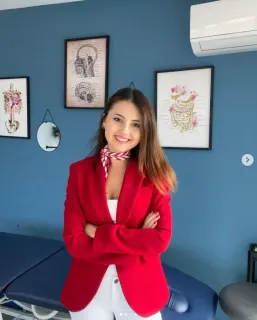 Dyt. İrem Nur Tepe profilinde yer alan galeri fotoğrafı.