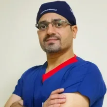 Prof. Dr. Mansur Dağgülli — Üroloji, Diyarbakır. Portre fotoğrafı.