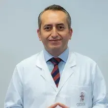 Doç. Dr. Uğur Abbas Bal — Kardiyoloji, Çankaya, Ankara. Portre fotoğrafı.
