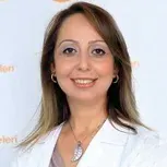 Uzm. Dr. Nalan Kükürt — Dermatoloji, Çukurova, Adana. Portre fotoğrafı.
