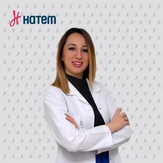 Dyt. Saadet Tayşi — Diyetisyen, Gaziantep. Portre fotoğrafı.