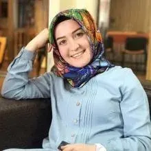 Psk. Dan. Tuğçe Mutlu Güneş — Psikolojik Danışma ve Rehberlik, İstanbul. Portre fotoğrafı.