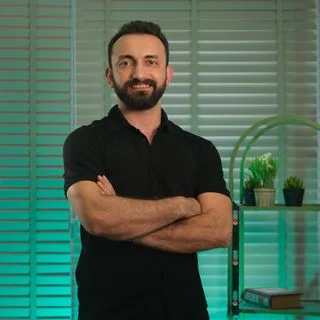 Fzt. Yusuf İsabetli — Fizyoterapi Ve Rehabilitasyon, Ataşehir, İstanbul. Portre fotoğrafı.