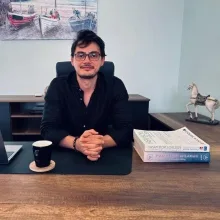 Kl. Psk. Burak Öztürk — Psikoloji, Antalya. Portre fotoğrafı.