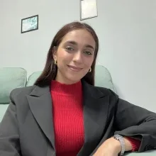 Psk. Dan. Aslı Beyaz — Psikolojik Danışma ve Rehberlik, Sakarya. Portre fotoğrafı.