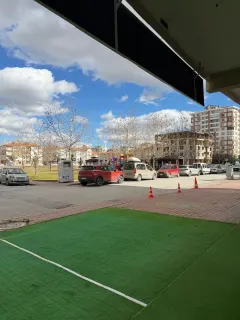 Dkt. Hatice Buse Sarı profilinde yer alan galeri fotoğrafı.
