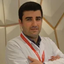 Uzm. Dr. Maharram Nasifov — Kardiyoloji, İstanbul. Portre fotoğrafı.