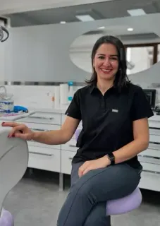 Dt. Fatma Türel profilinde yer alan galeri fotoğrafı.