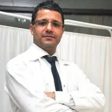 Prof. Dr. Cem Kaan Parsak — Çukurova, Adana. Portre fotoğrafı.