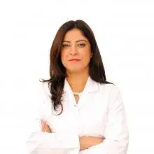Op. Dr. Meltem Kılıç — Plastik Rekonstrüktif Ve Estetik Cerrahi, İzmir. Portre fotoğrafı.