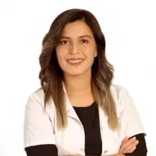 Dt. Fatma İspir — Diş Hekimi, Gaziantep. Portre fotoğrafı.
