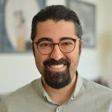 Psk. Cem Gümüş — Psikoloji. Portre fotoğrafı.