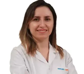 Doç. Dr. Nilüfer İlhan profilinde yer alan galeri fotoğrafı.