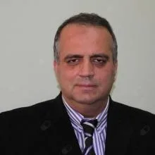 Prof. Dr. Mehmet Tuğrul Göncü — Kalp Ve Damar Cerrahisi, Yıldırım, Bursa. Portre fotoğrafı.