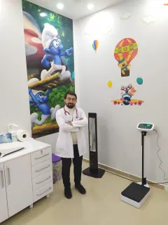 Uzm. Dr. Adem Canan profilinde yer alan galeri fotoğrafı.
