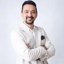 Doç. Dr. Mehmet Aral Atalay — Kadın Hastalıkları Ve Doğum, Bursa. Portre fotoğrafı.