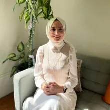 Kl. Psk. Esma Demiray — Psikoloji. Portre fotoğrafı.