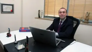 Op. Dr. Ömer Ambarcıoğlu profilinde yer alan galeri fotoğrafı.