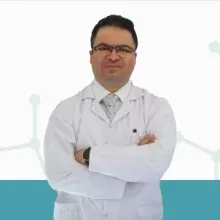 Uzm. Dr. Sait Uçan — Çocuk Sağlığı Ve Hastalıkları. Portre fotoğrafı.