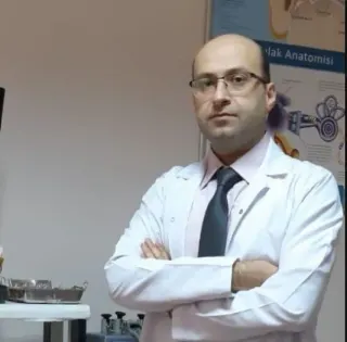 Op. Dr. Levent Sağıt profilinde yer alan galeri fotoğrafı.