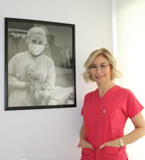 Op. Dr. Betül Kalay profilinde yer alan galeri fotoğrafı.