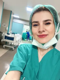 Op. Dr. Ulviyya Abdullayeva profilinde yer alan galeri fotoğrafı.