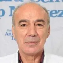 Uzm. Dr. Şefik Şahin — Çocuk Sağlığı Ve Hastalıkları, Çankaya, Ankara. Portre fotoğrafı.