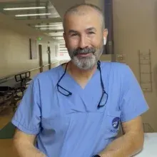 Op. Dr. Salim Gümüş — Genel Cerrahi, İstanbul. Portre fotoğrafı.