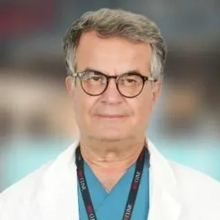 Doç. Dr. Yavuz Selim Sarı — Genel Cerrahi, Küçükçekmece, İstanbul. Portre fotoğrafı.