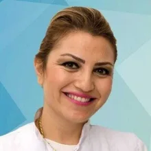 Dt. Aylin Hoşzeban Erdur — Diş Hekimi, İstanbul. Portre fotoğrafı.