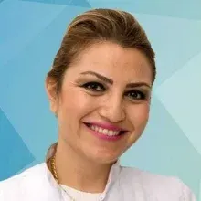 Dt. Aylin Hoşzeban Erdur — Diş Hekimi, İstanbul. Portre fotoğrafı.