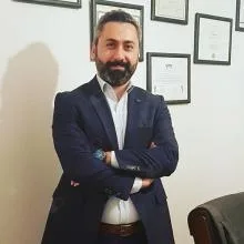 Psk. Ayhan Altaş — Psikoloji, Bursa. Portre fotoğrafı.