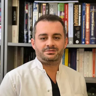 Op. Dr. Burak Arslan profilinde yer alan galeri fotoğrafı.