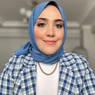 Psk. Seher Özdemir — Psikoloji. Portre fotoğrafı.