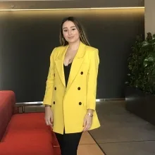 Psk. Didem Demirşahin — Psikoloji. Portre fotoğrafı.