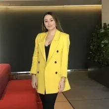 Psk. Didem Demirşahin — Psikoloji. Portre fotoğrafı.